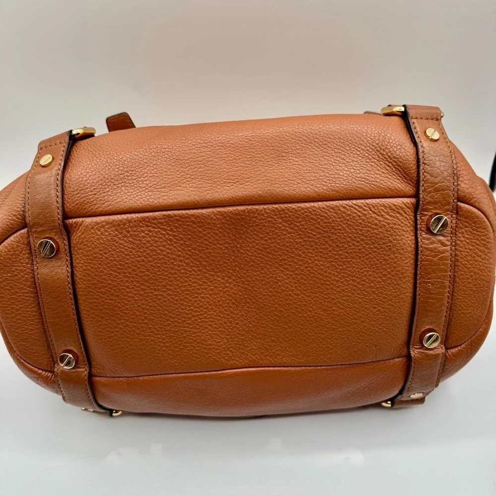 Michael Kors Bedford Tan Leather Satchel | Very Good Condition - Picture 8 of 13